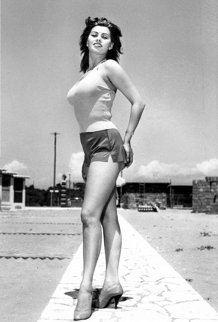 SOFIA-LOREN-X