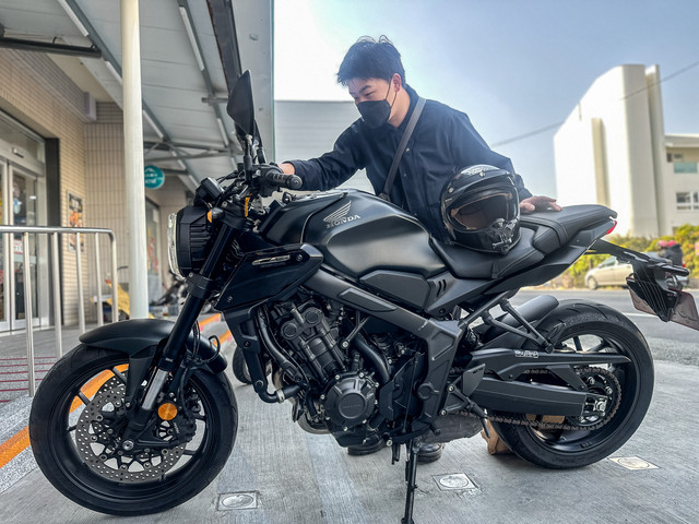 CB650-R-2