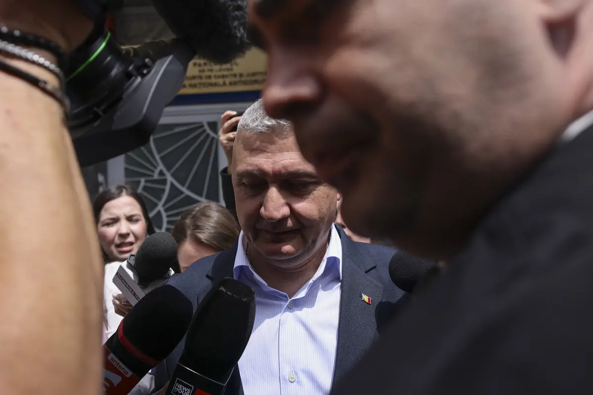 Curtea de Apel București respinge cererea șefului Armatei de a i se returna telefonul confiscat