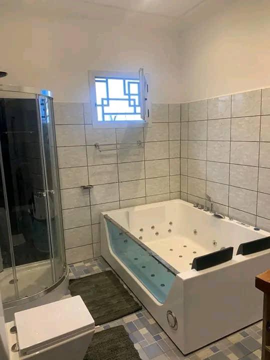 Villa meublée à louer à Nsam, Yaoundé - 70000 FCFA/nuit