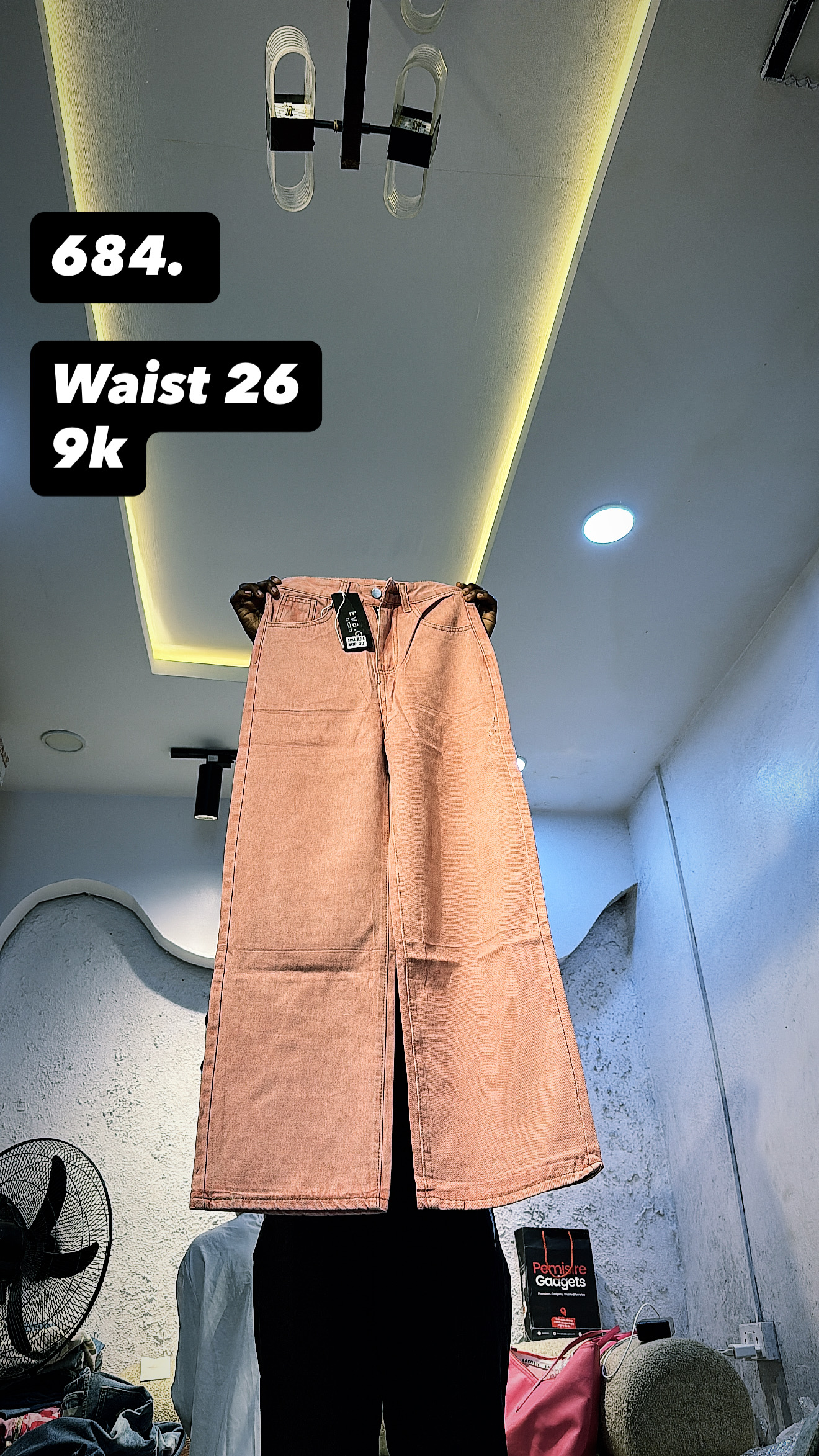 Waist 26