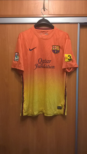 barca-13-away4.jpg