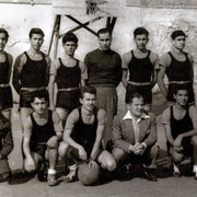 Η πρώτη μεταπολεμική ομάδα μπάσκετ της ΑΕΚ