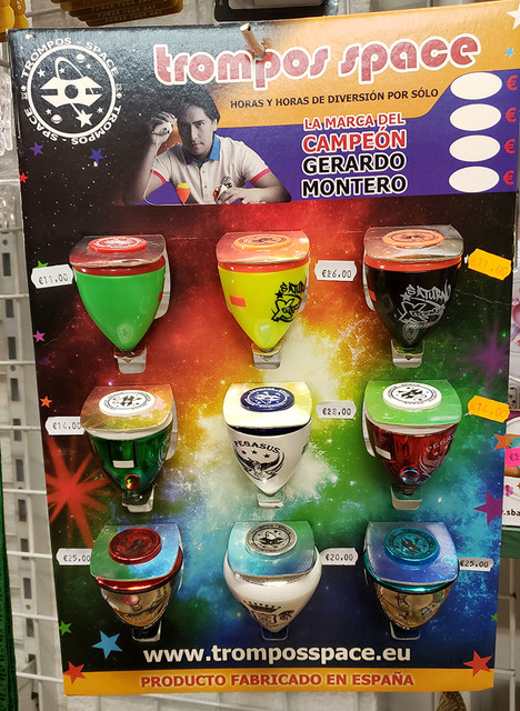 Trompos-Space-display