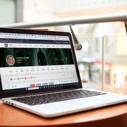 mock-Drop-Mac-Book-Pro
