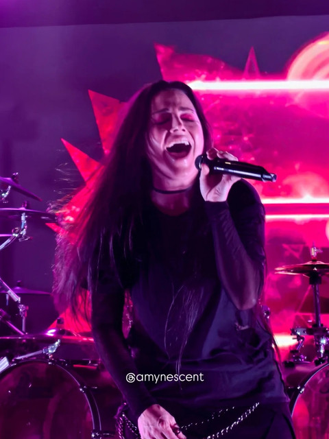 amynescent-023.jpg