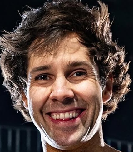 David Dobrik Debuts New Body - Celebria - ATRL