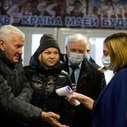 045