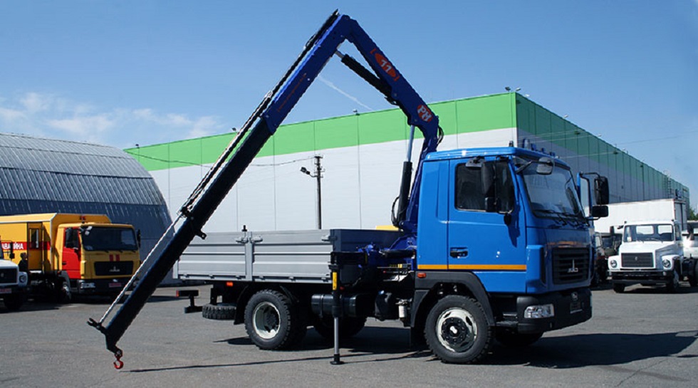 автокран MAZ