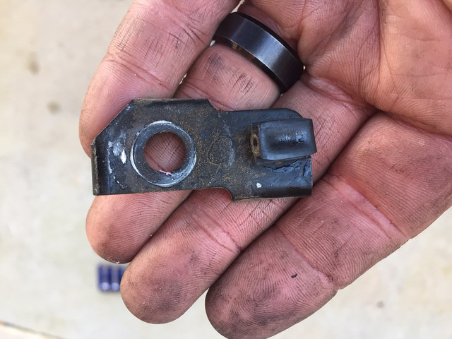 unknown-90-plenum-bracket