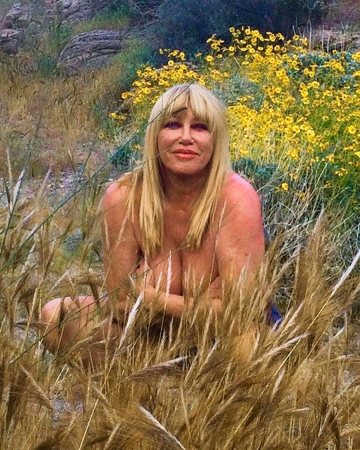 image-url-https-static-onecms-io-wp-content-uploads-sites-20-2020-03-suzanne-somers-instagram