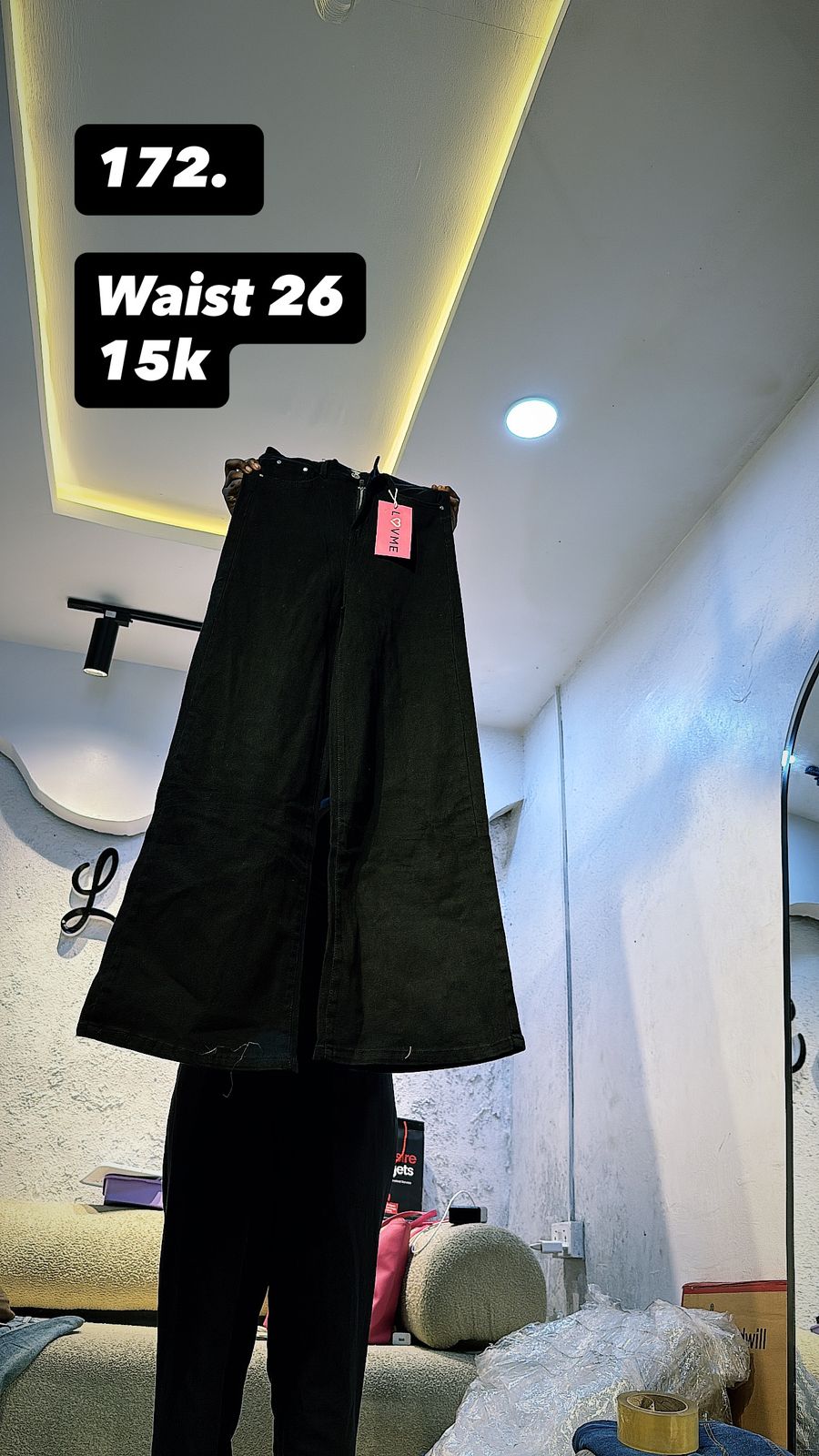 Waist 26