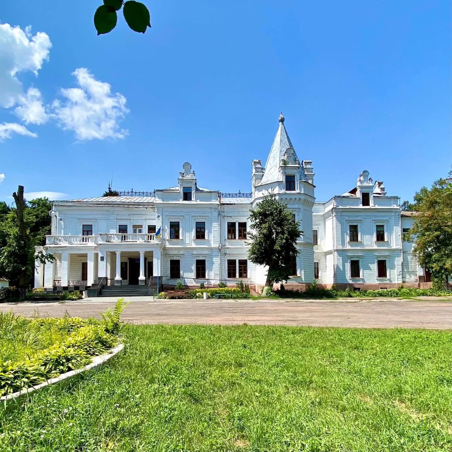 Палаци Житомирщини: перевірений маршрут відвідин відомих памʼяток