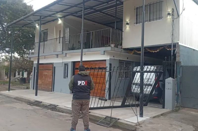 Seis policías fueron aprehendidos por la muerte violenta de un detenido en un calabozo de la Comisaría 8ª de Santa Fe