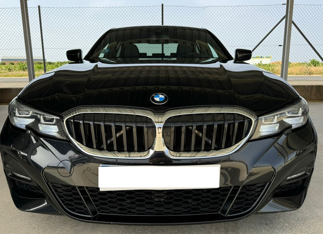 bmw-318d-A-2