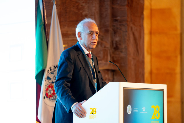 SLF04484 2