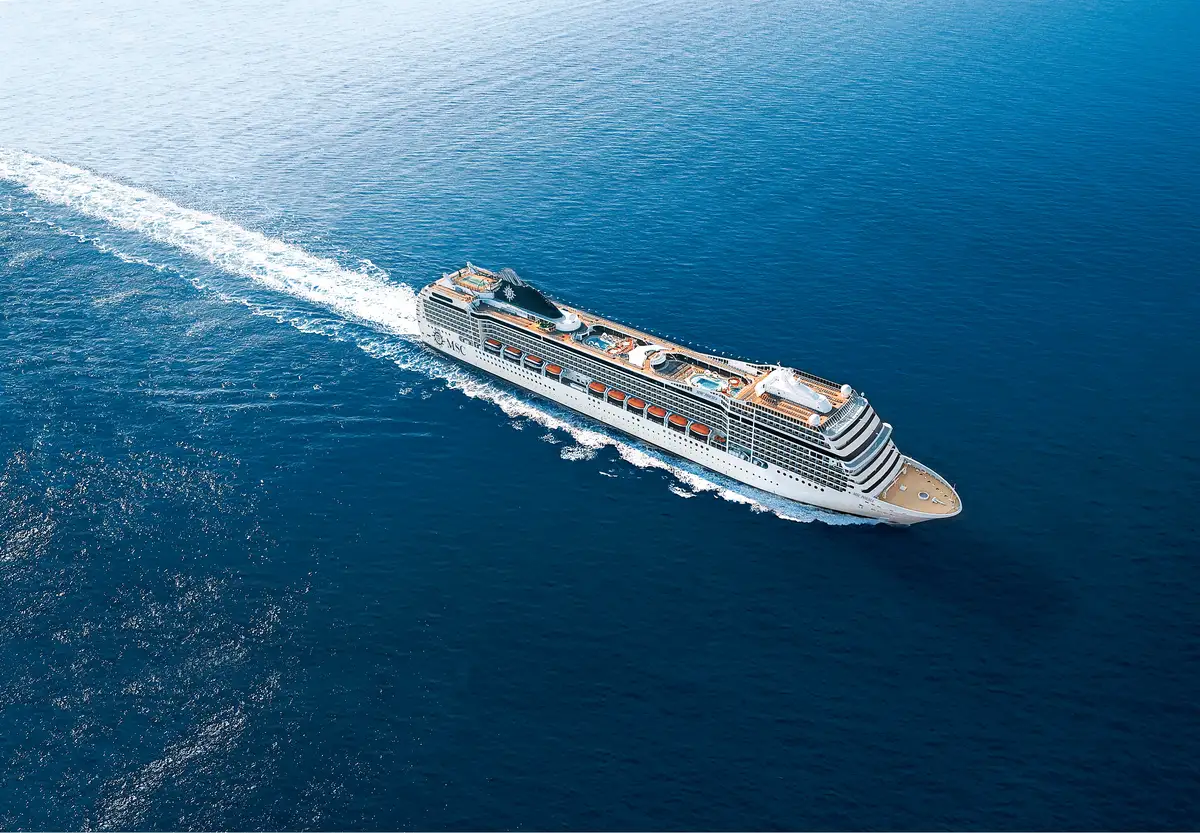 MSC Poesia pornește spre Alaska: ce așteaptă călătorii la bord și pe uscat