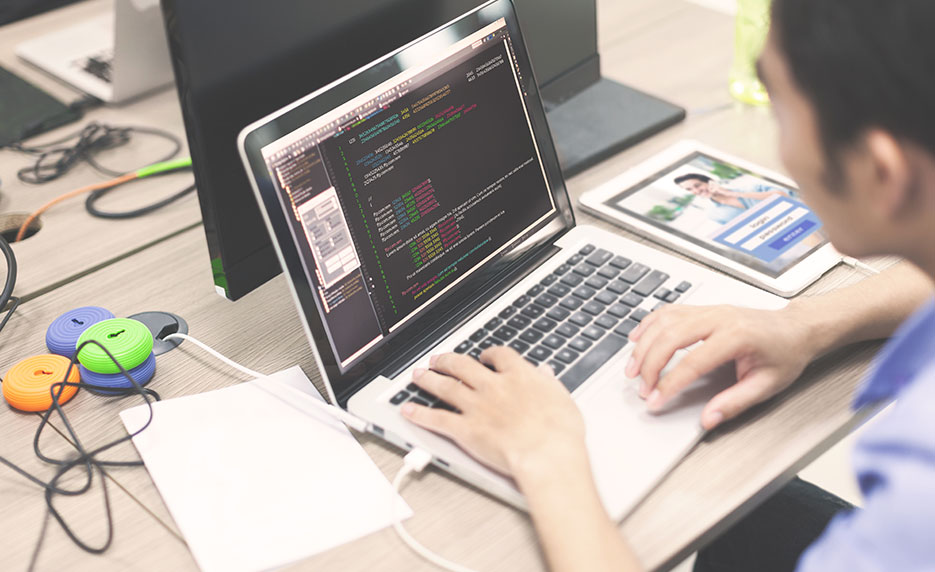 “Master Python from Scratch: Free University Level Courses You Can Start Today”