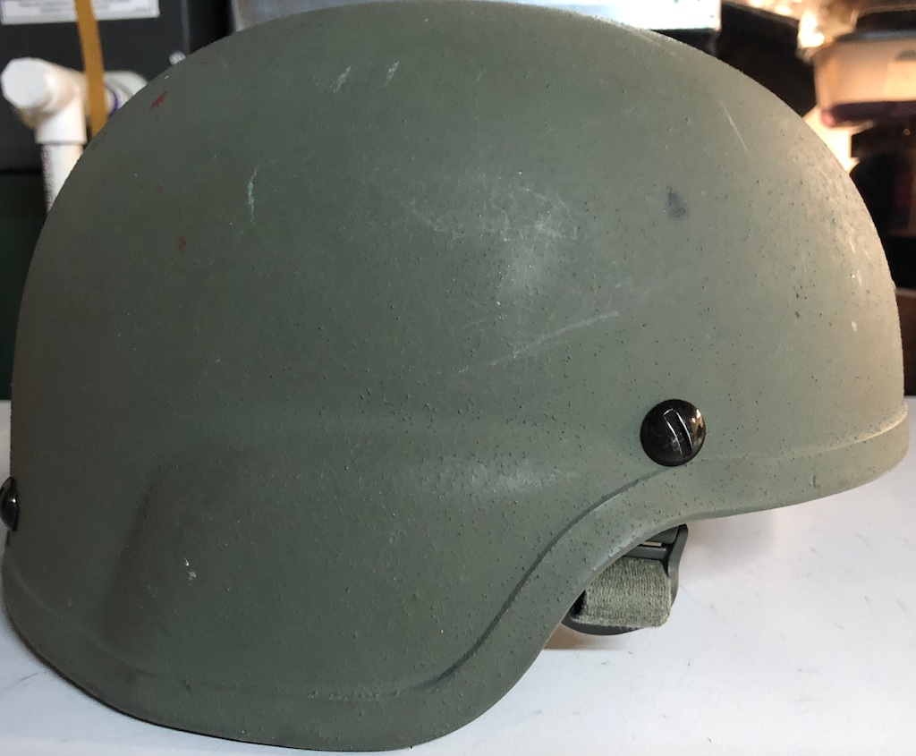 ACH Advanced Combat Helmet Medium with pads and strap