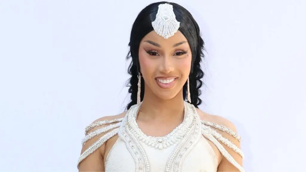 Cardi B Demands Luxury at Paris Couture Week