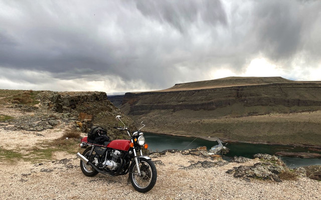 canyon 2.jpg