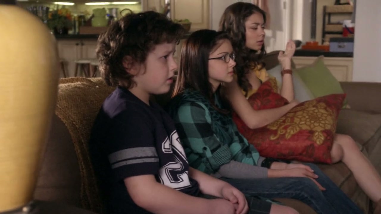Modern Family Screenshot