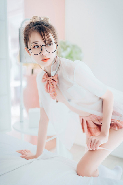 031