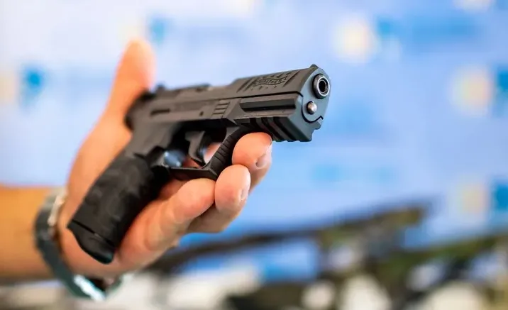 Estados Unidos- los maestros podrán portar armas en las escuelas