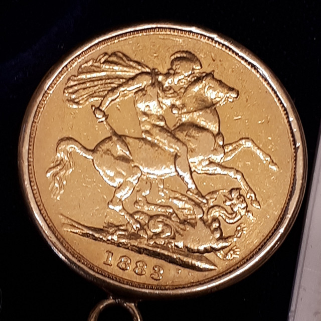 2-Old-Gold-Coins-Grading-10-Gulden-1877-Netherlands-+-Soevereign-1883-UK