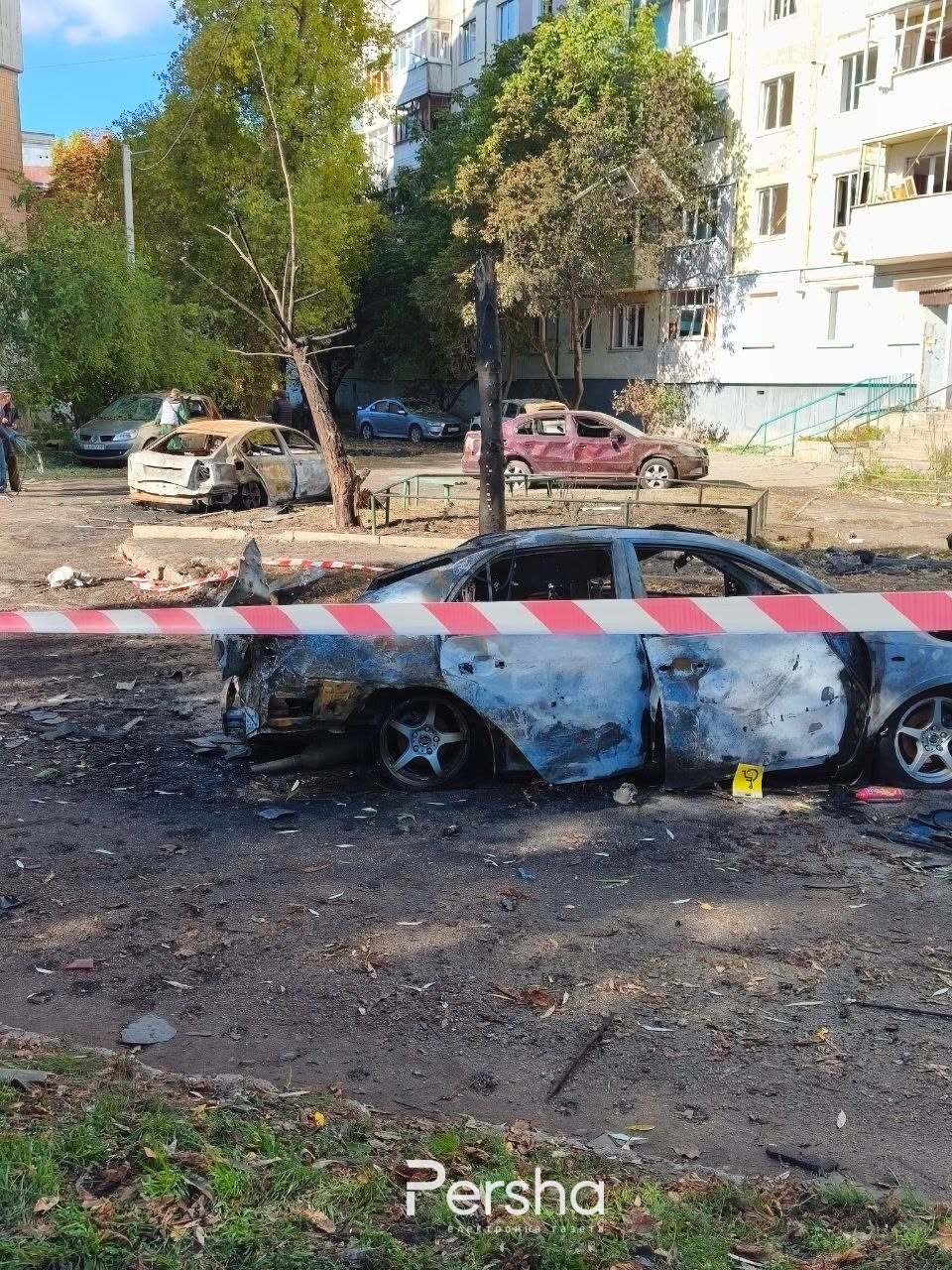 Атака на Кропивницький 14 жовтня люди розбирають завали Перша електронна газета (1)