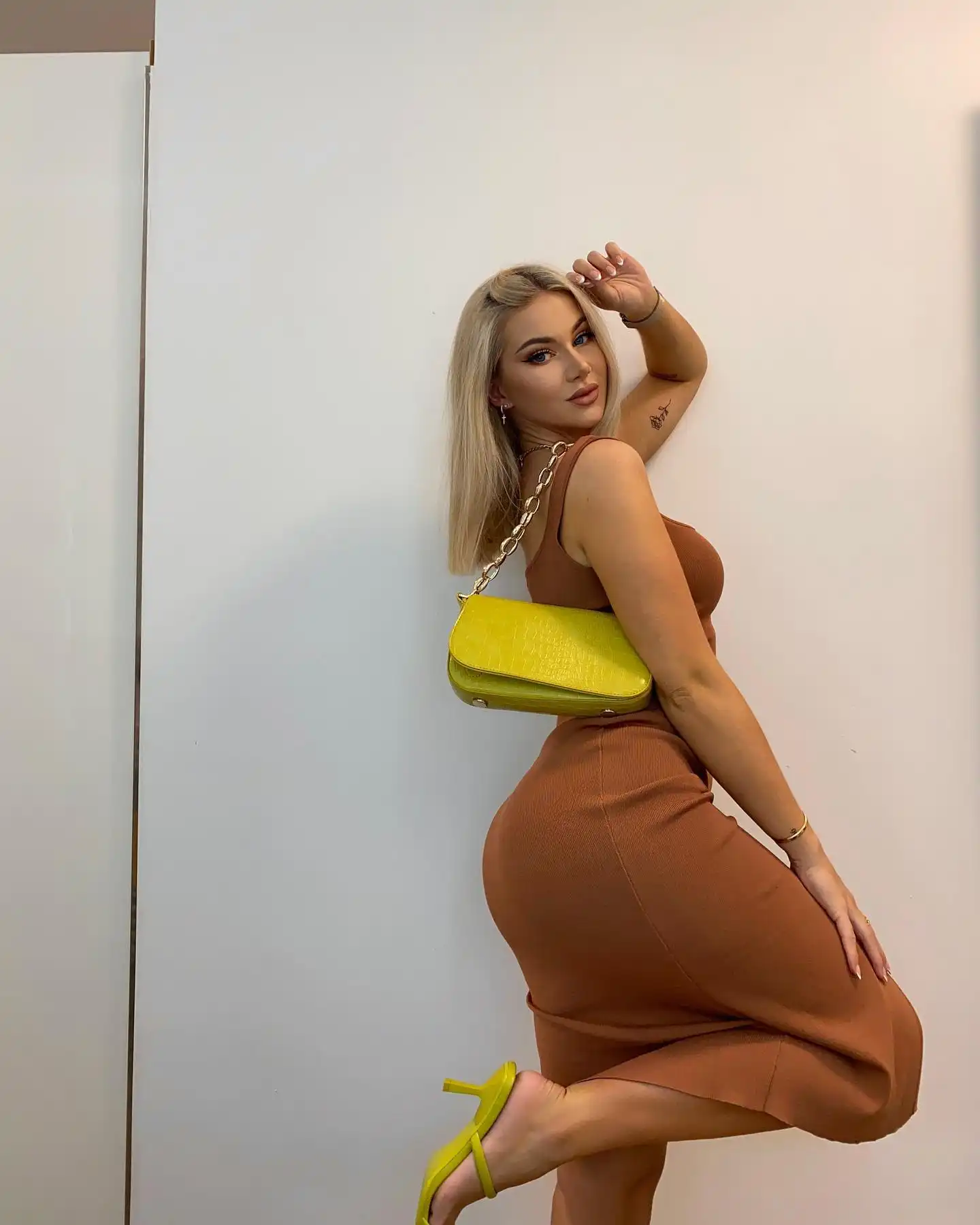 Alina Ristenpart Wallpapers Insta Fit Bio (12)