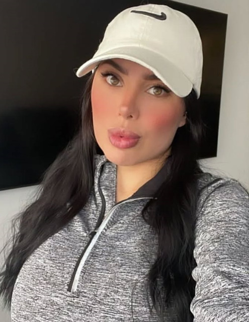 Gigi-Rydes-Wallpapers-Insta-Fit-Bio-2.jpg
