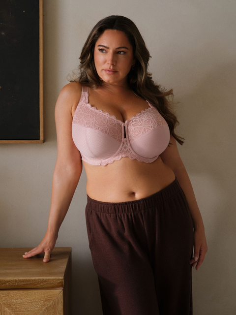 Kelly (115).png