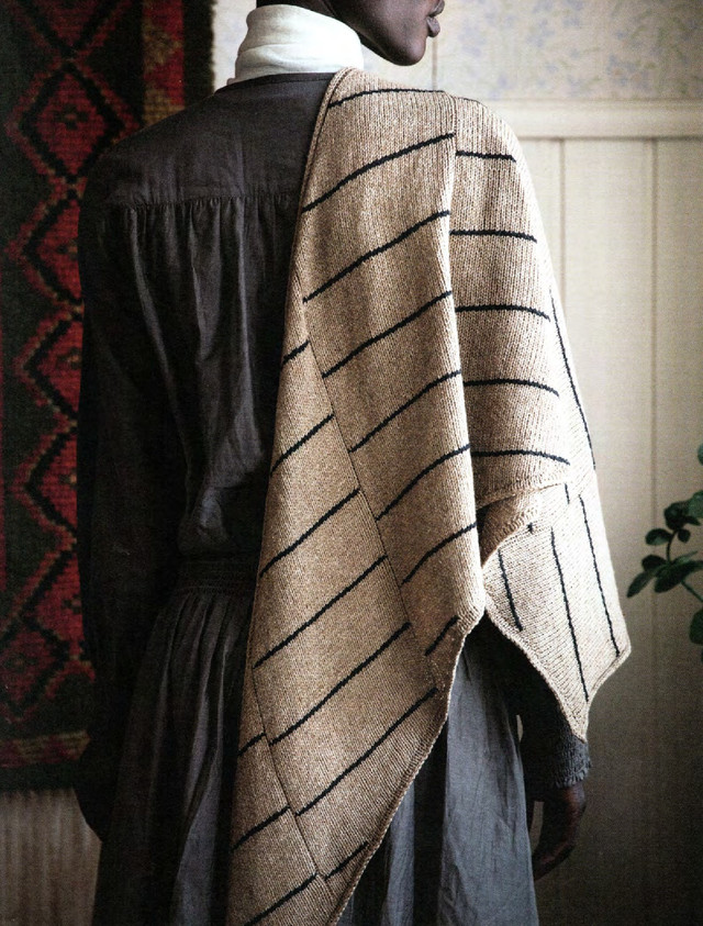 Laine-52-Weeks-of-Shawls-2022-54