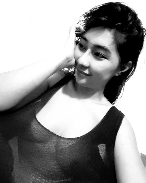 Nude02.jpg