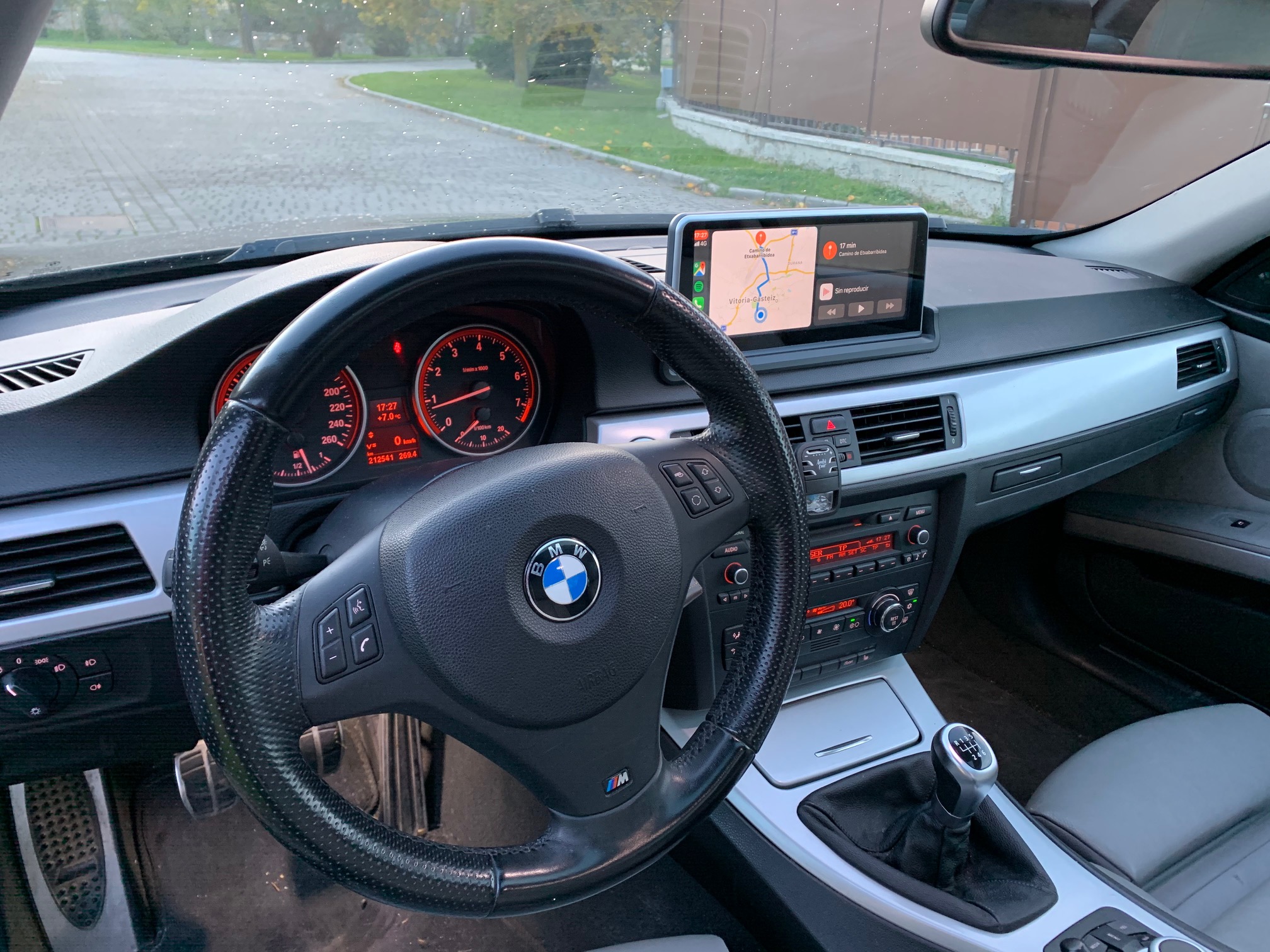 Carplay bmw 320i