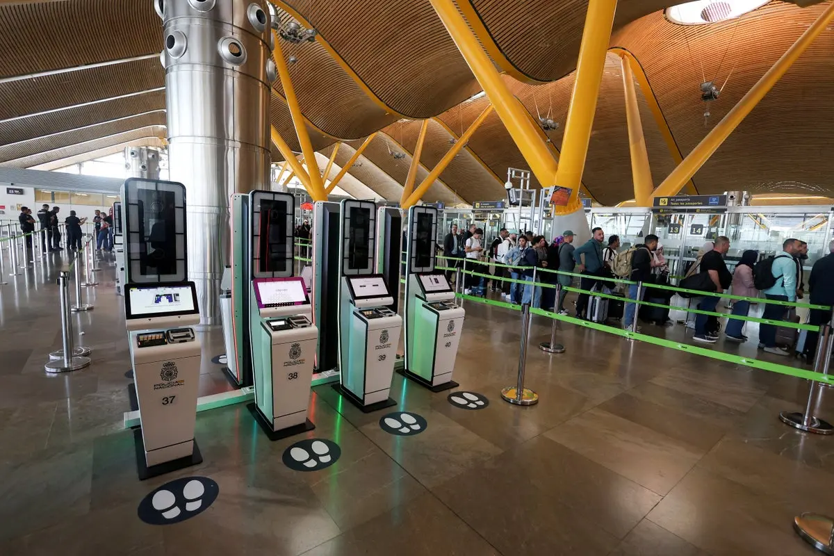 British Travelers Rethink European Summer Plans Amid Border Delays