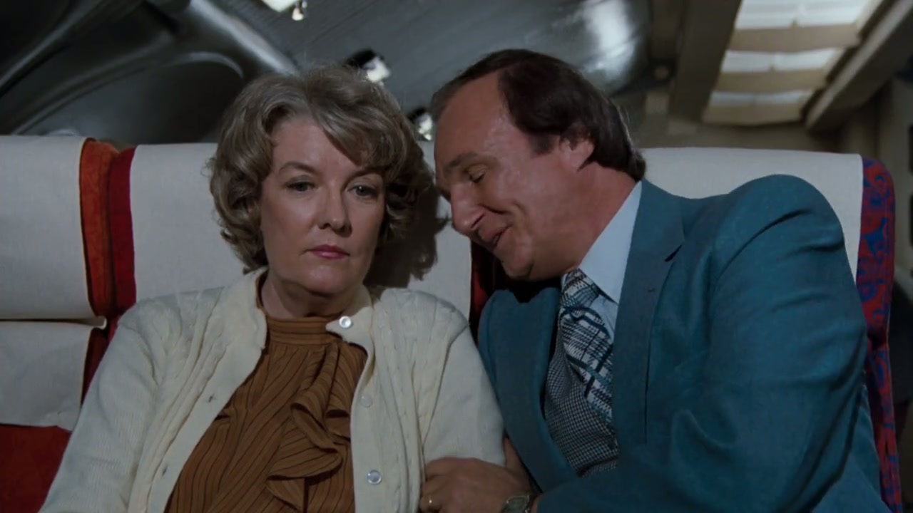 Airplane II: The Sequel Screenshot