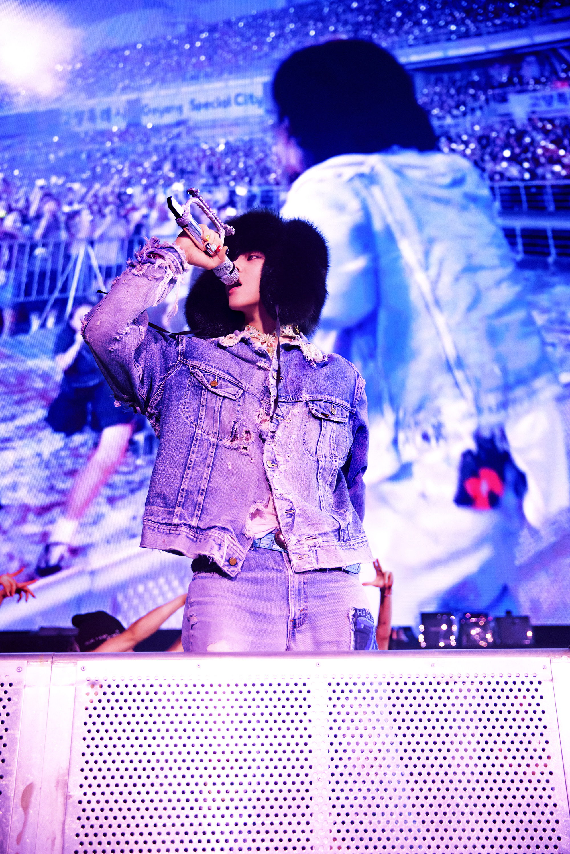 13 GD