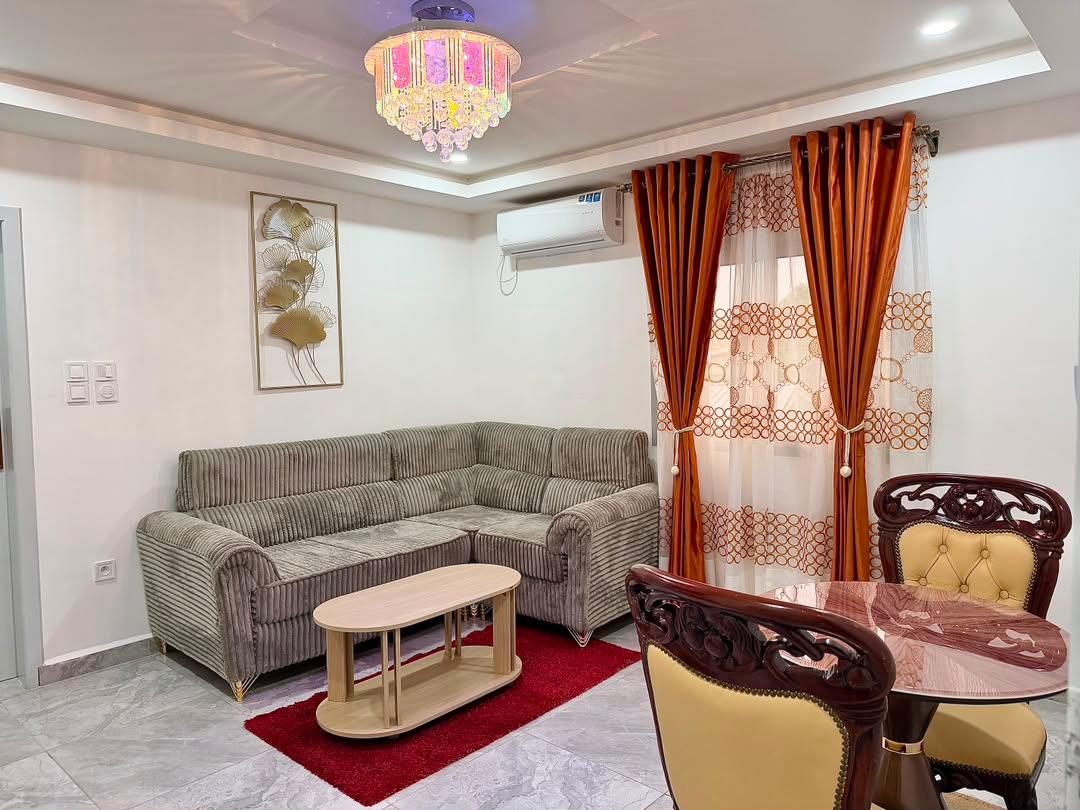 Studio meublé à louer à Logpom, Douala - 35000 FCFA/nuit