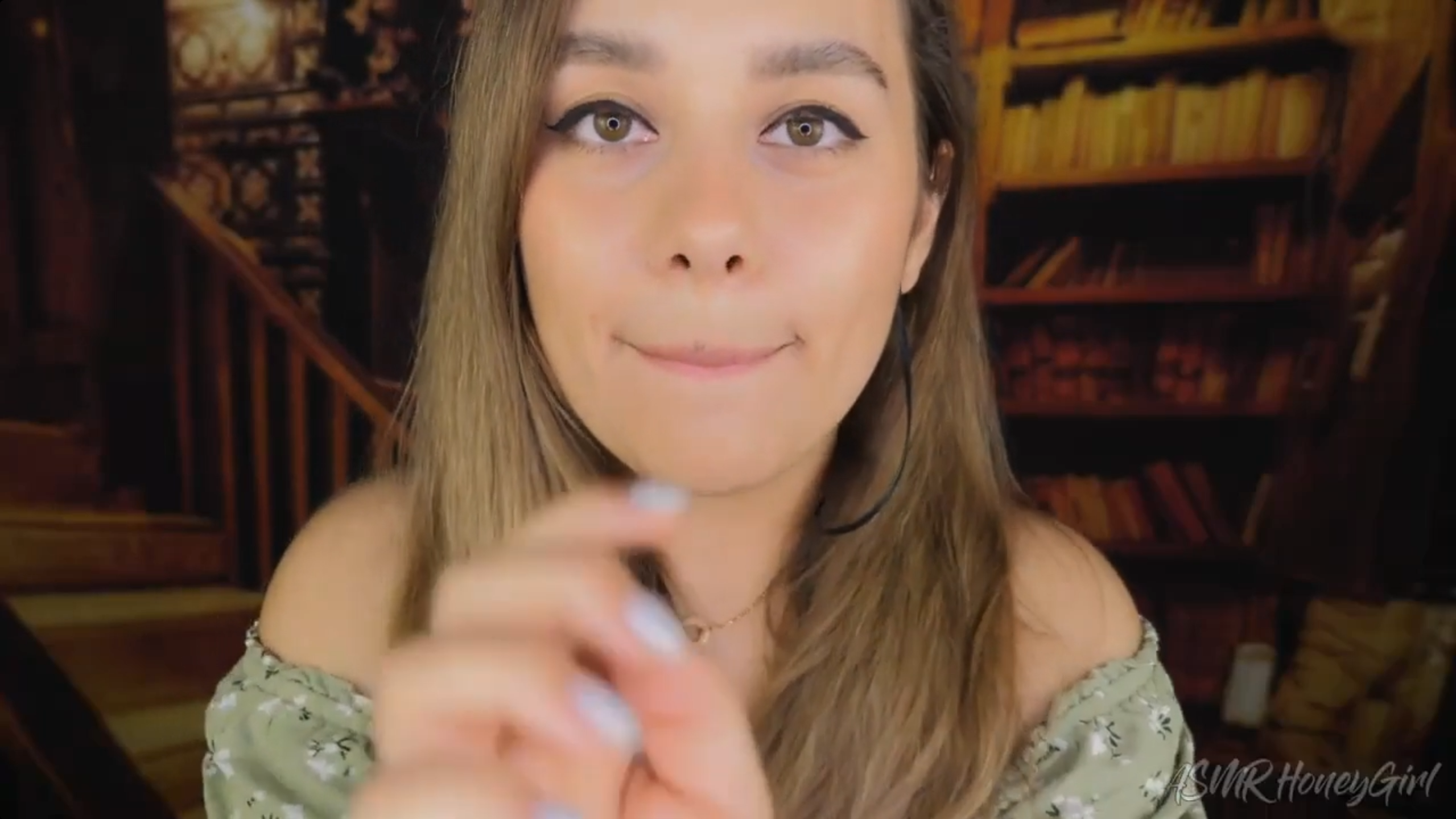 Moutsounds ASMR [ HoneyGirl ]
