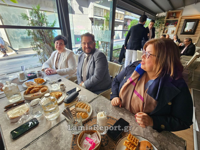 δικηγοροι083.jpg