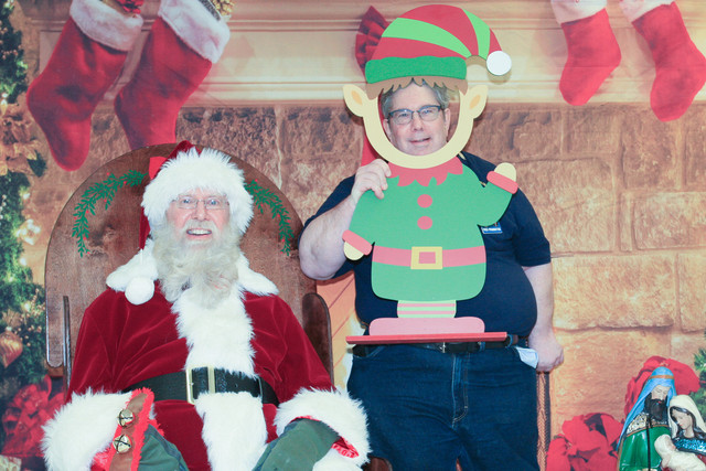 Santa2023-198.jpg