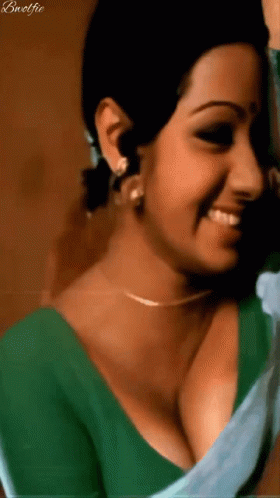 [Image: sridevi-sexy.gif]