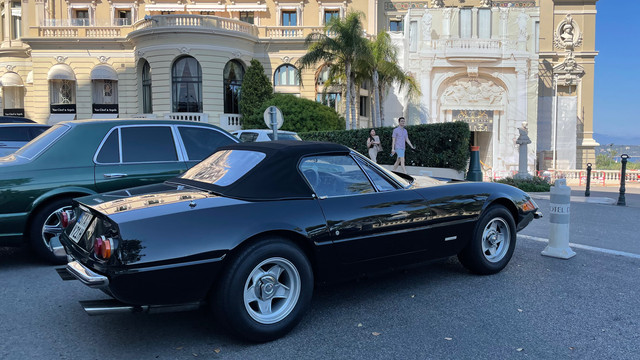 https://i.ibb.co/wShLbbC/Monaco-13.jpg