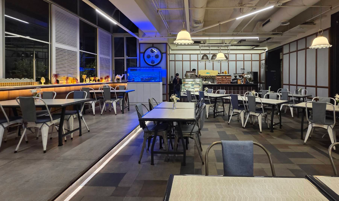 Hours : Coffee - BBQ - Event Space