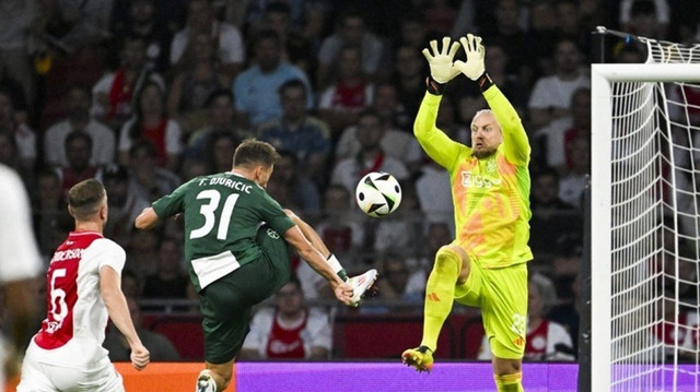 Vòng loại Europa League Trận đấu Ajax và Panathinaikos lập kỷ lục với 34 cú sút 11m