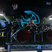 Evanescence-Deb-Pelser-1-35