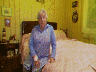 https://i.ibb.co/wfRpQ99/carmen.gif