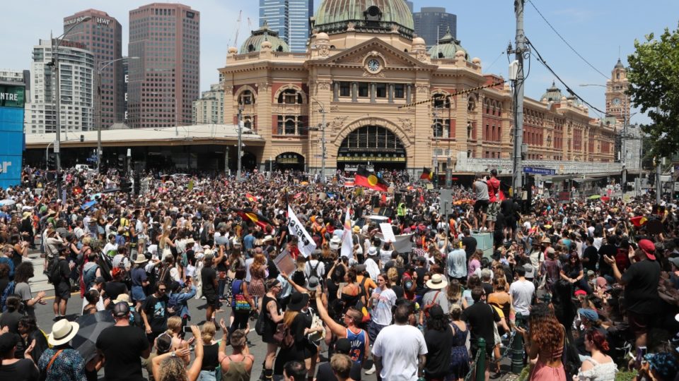 Esim - CNN Report: Australia Who?